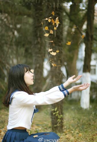 麻花传媒沈芯语老师家访